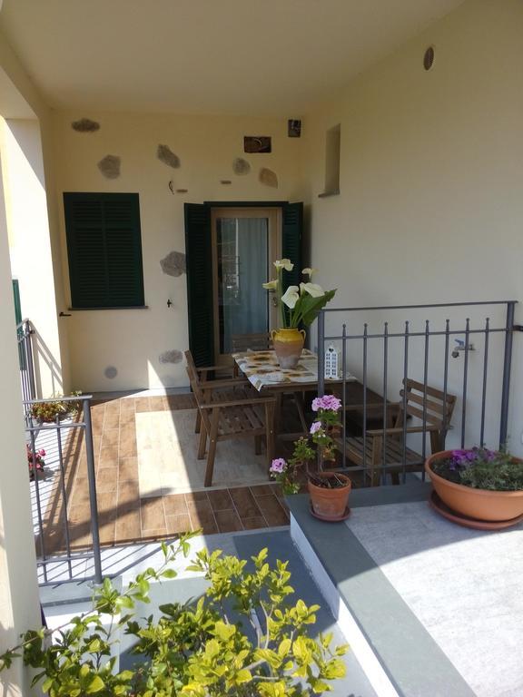 Casa Papaveri Rossi Finale Ligure Phòng bức ảnh